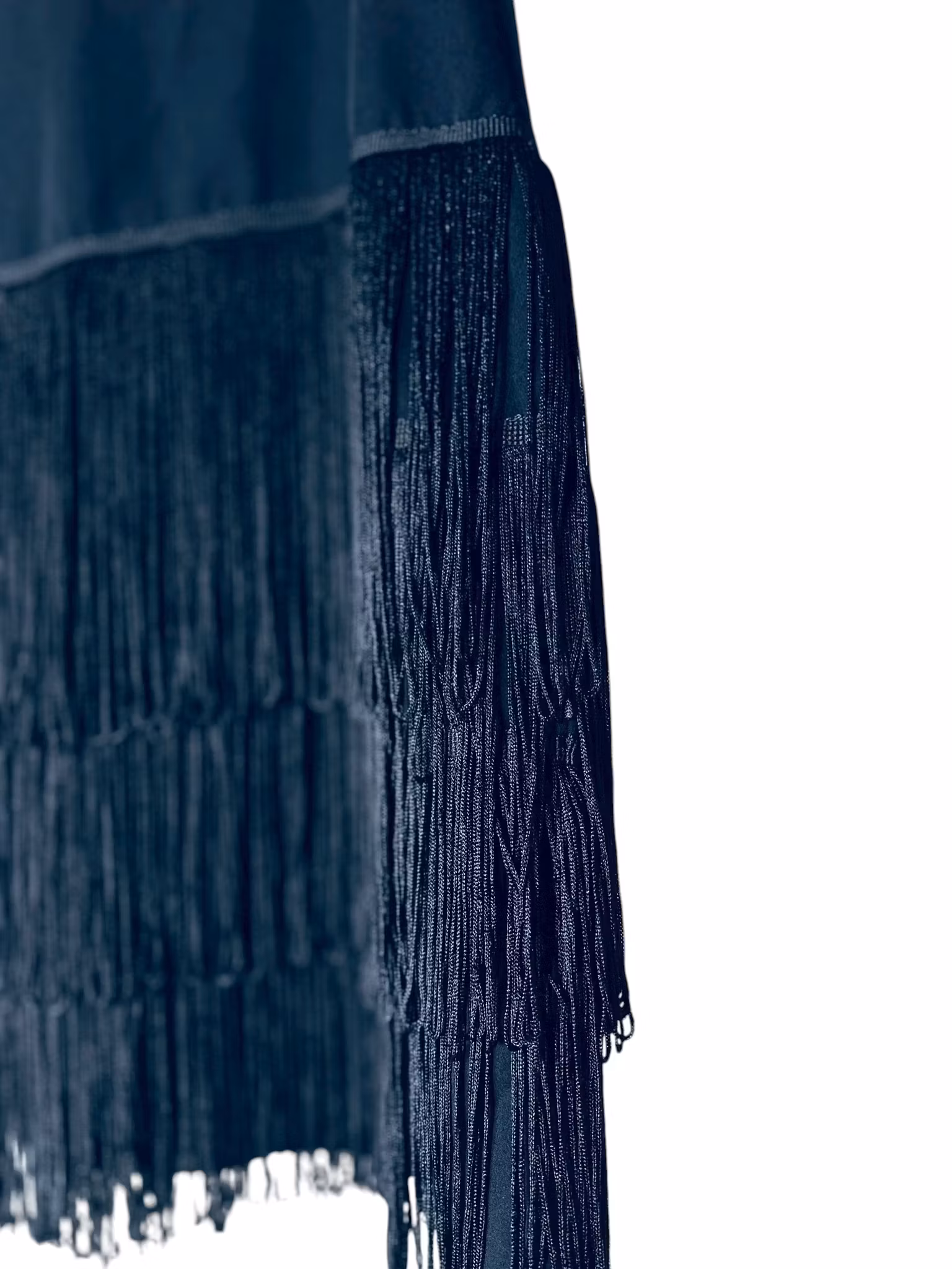 Svart kjol med fransar