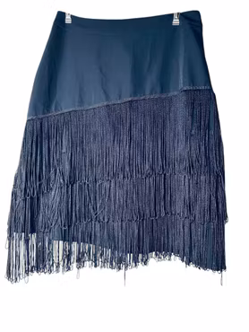 Svart kjol med fransar