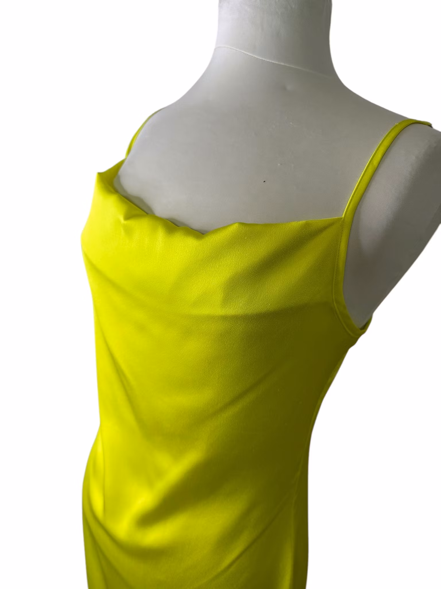 Nattlinneklänning i neon