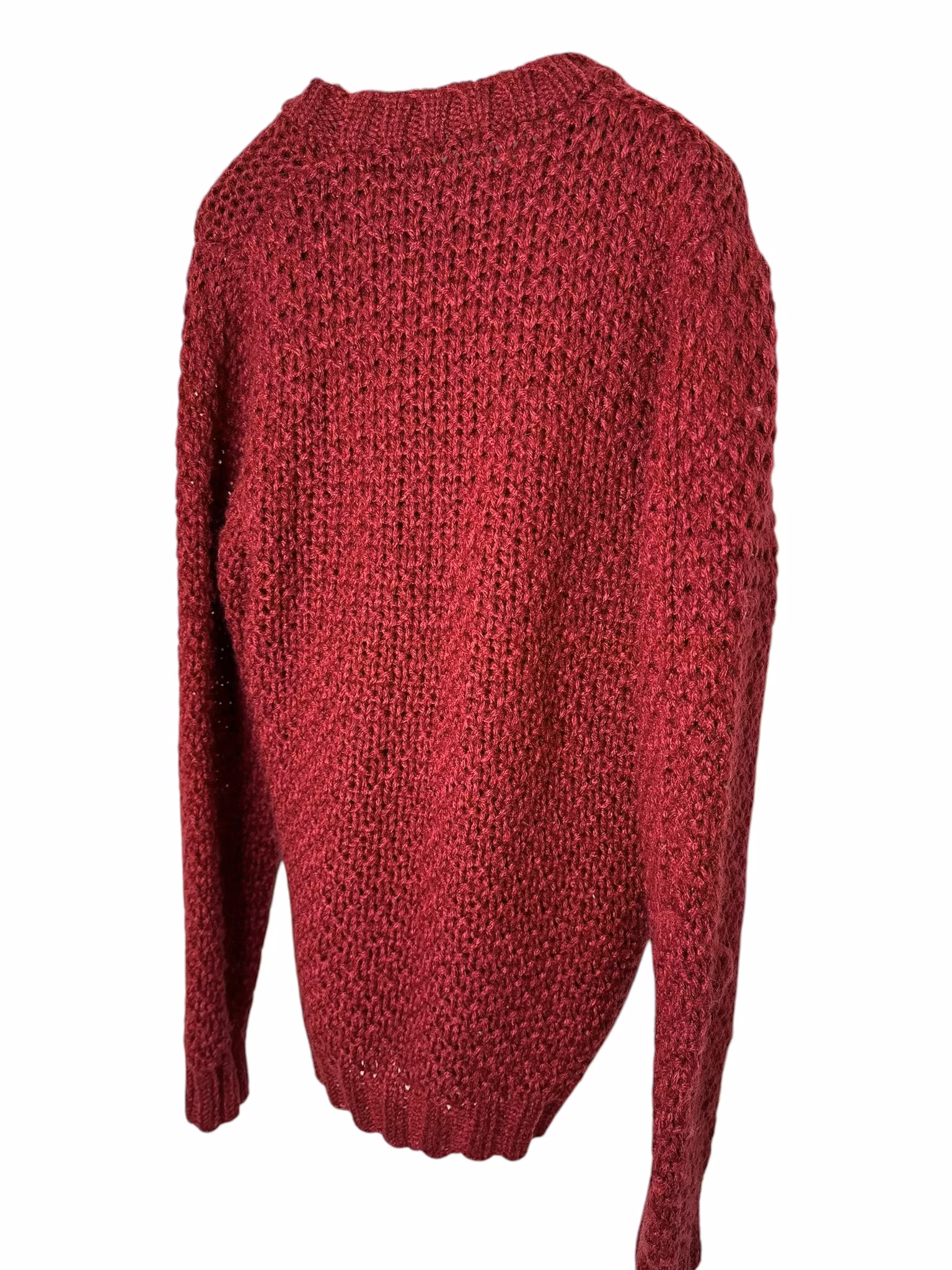 Handstickad vinröd tröja