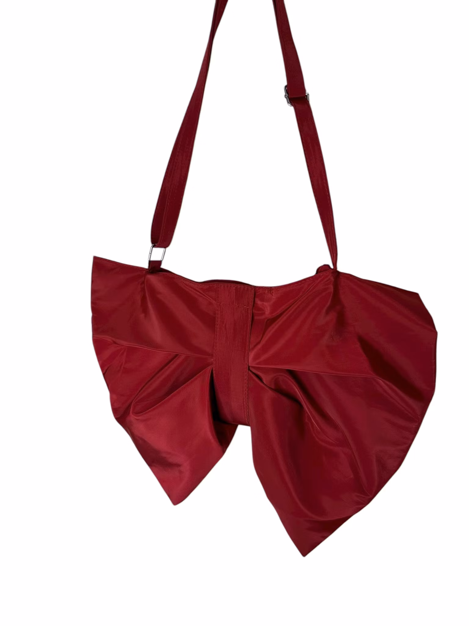 Vinröd rosettformad väska