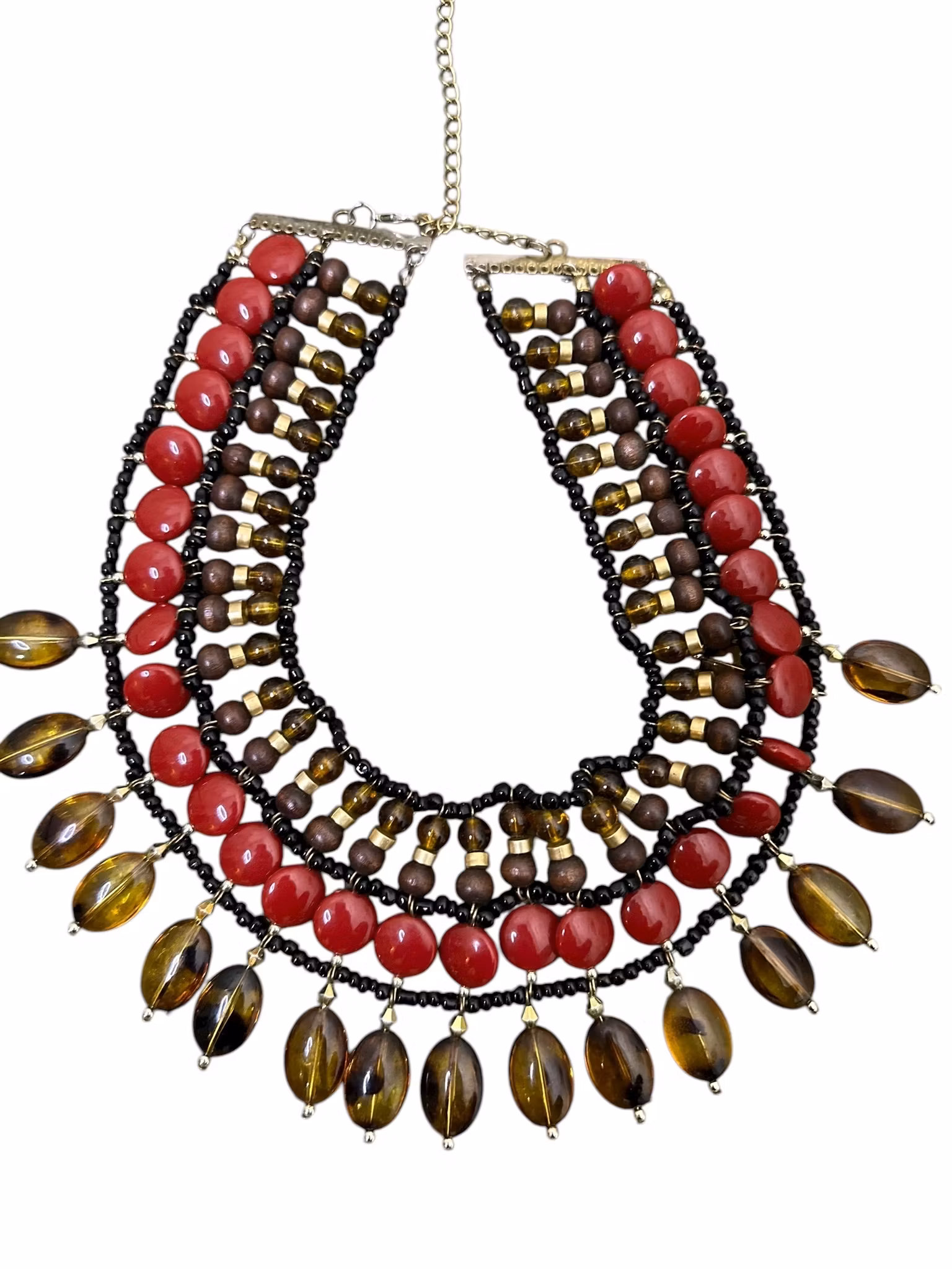 Stort halsband i vinrött