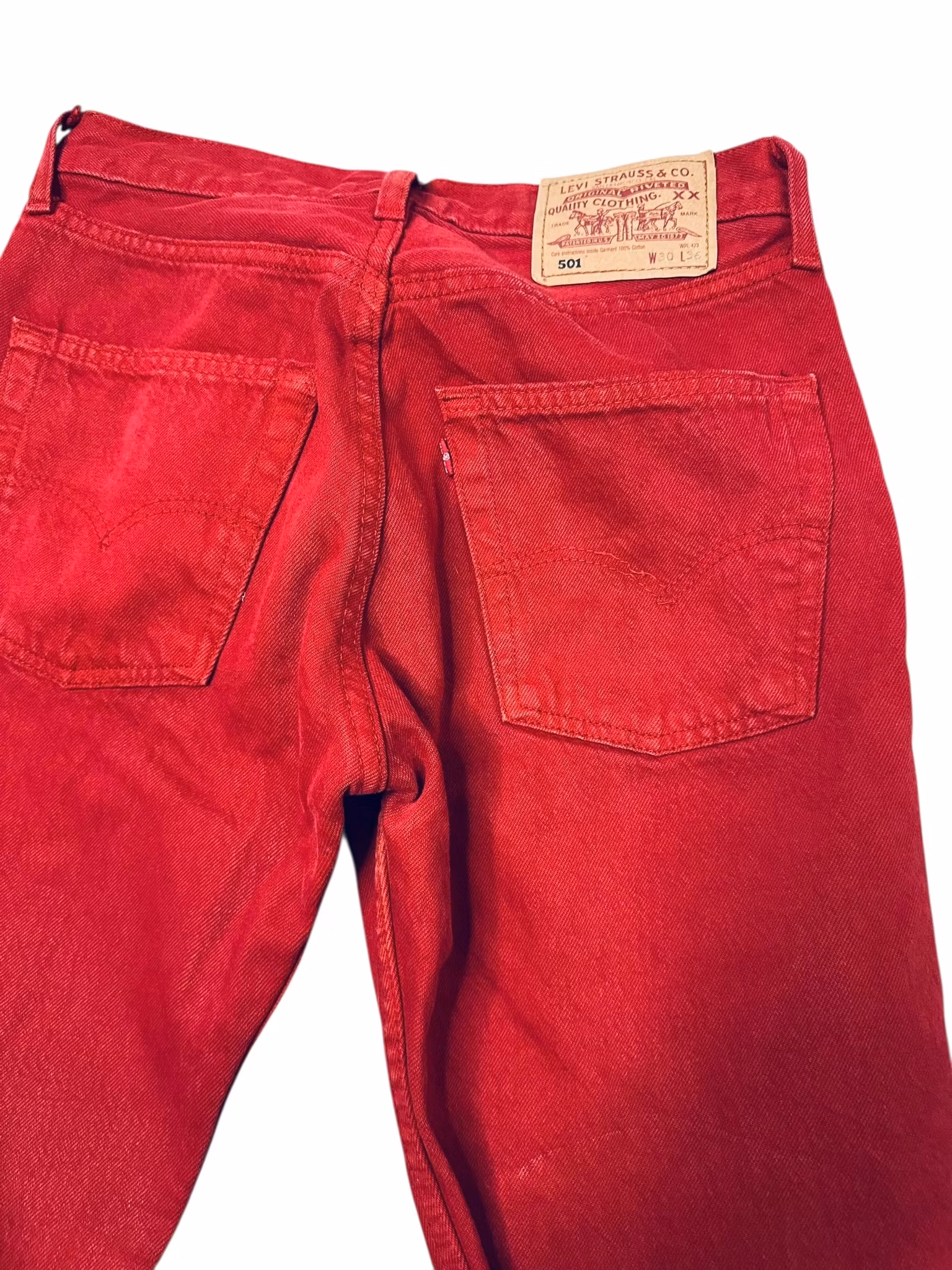 Vintage Levi's vinröda 30"