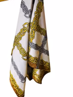 Vintage sidensjal med kedjemönster