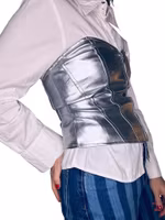 Silvrig topp i korsettmodell