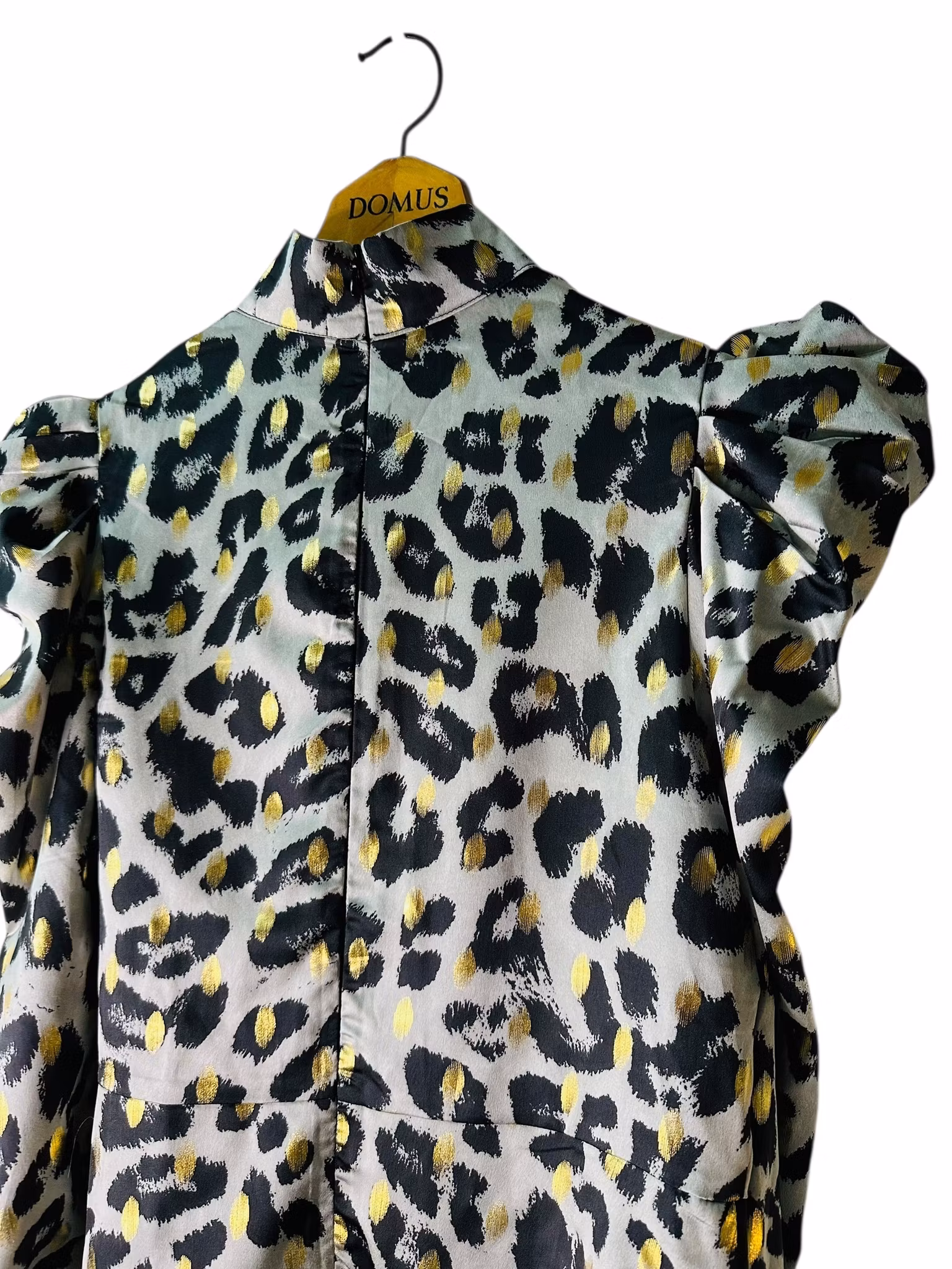 Leopardmönstrad topp med puffärm