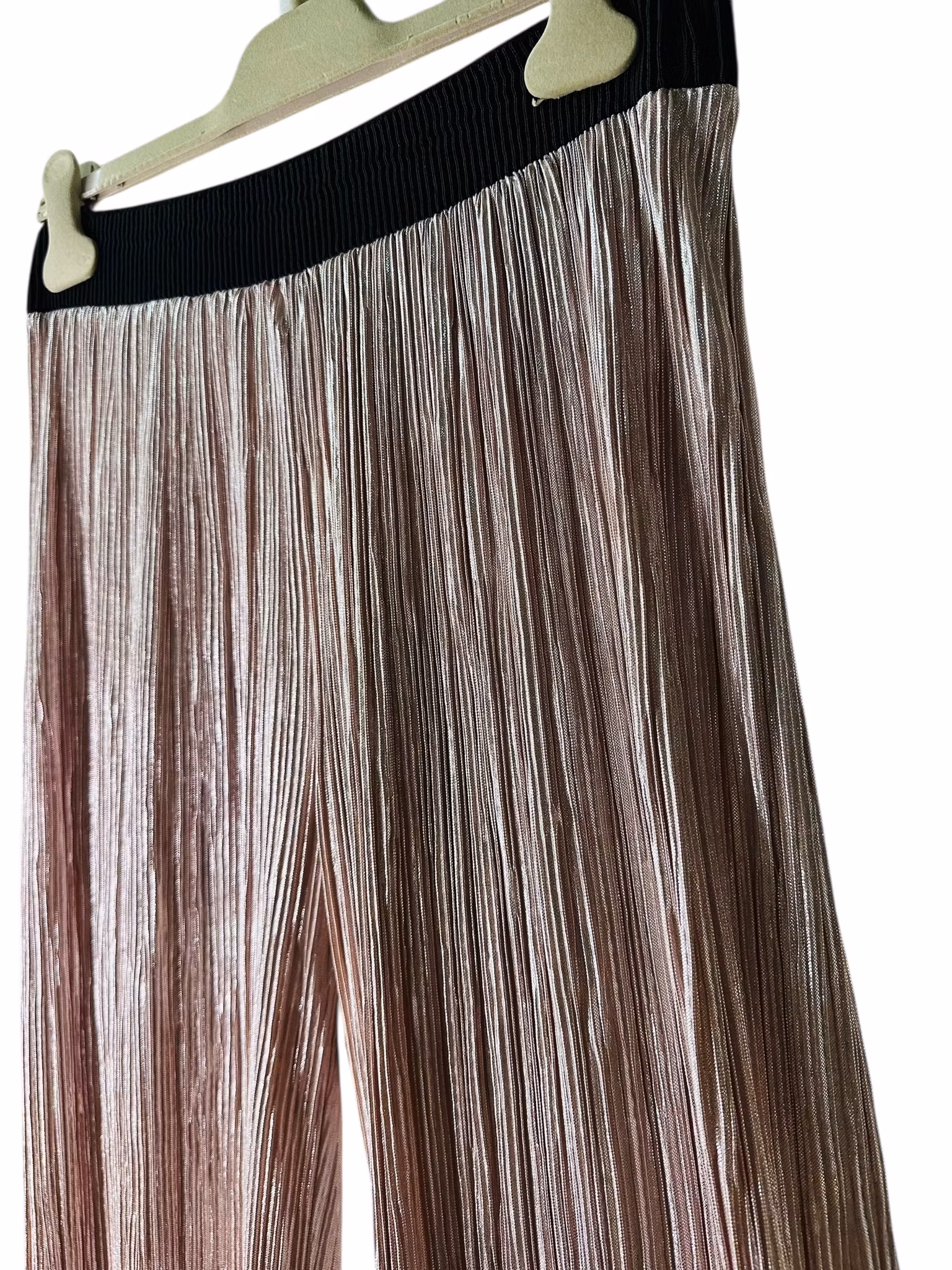 Plisserade silverrosa byxor