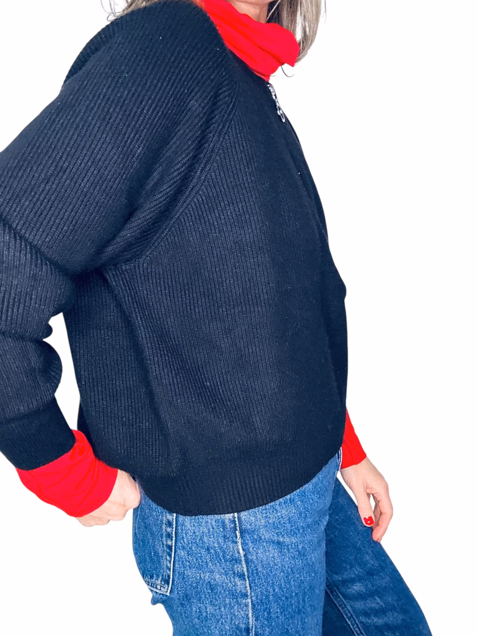 Svart stickad tröja med dragkedja