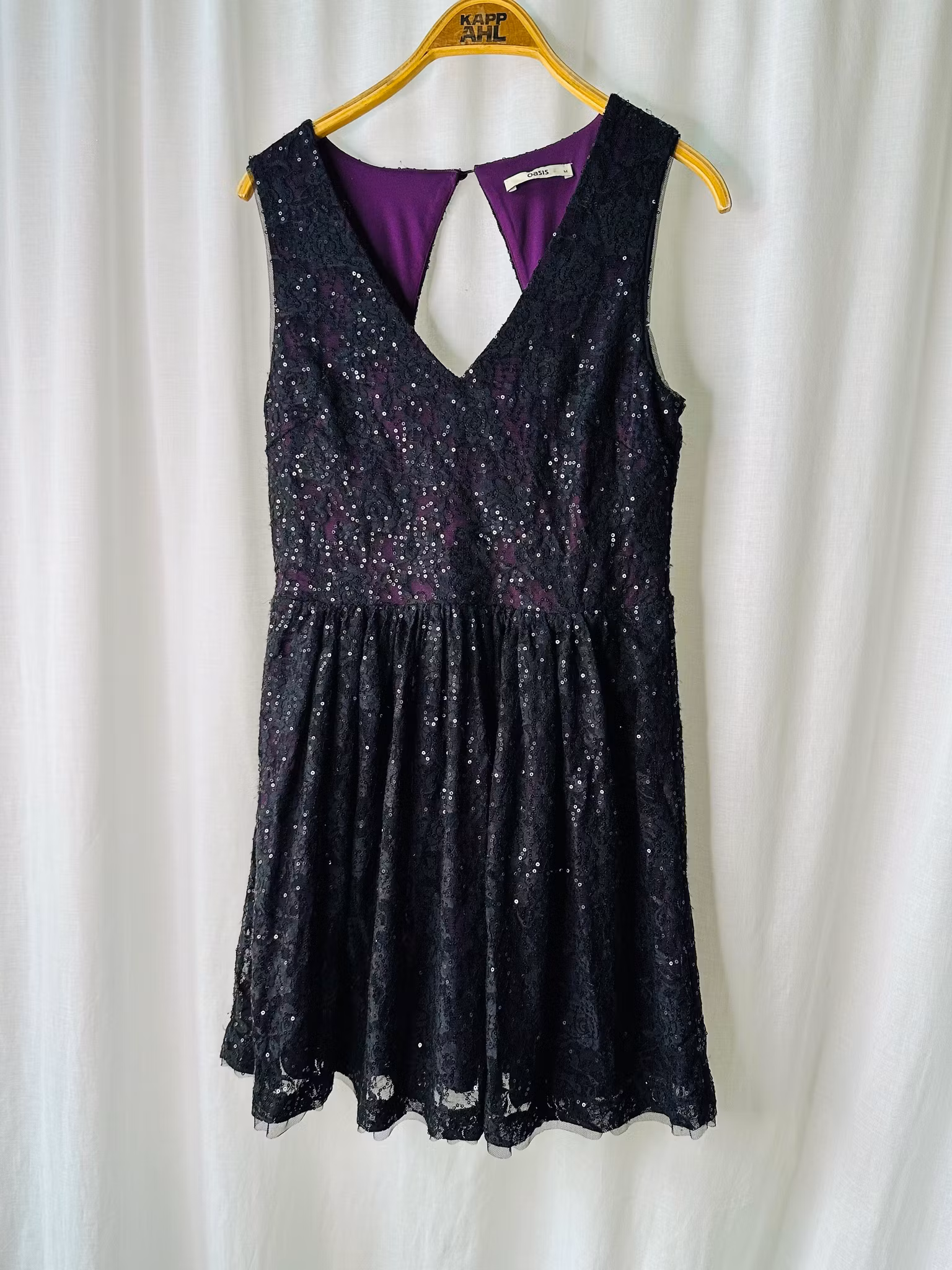 Lila/svart klänning med paljetter