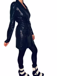 Svart omlottklänning med paljetter