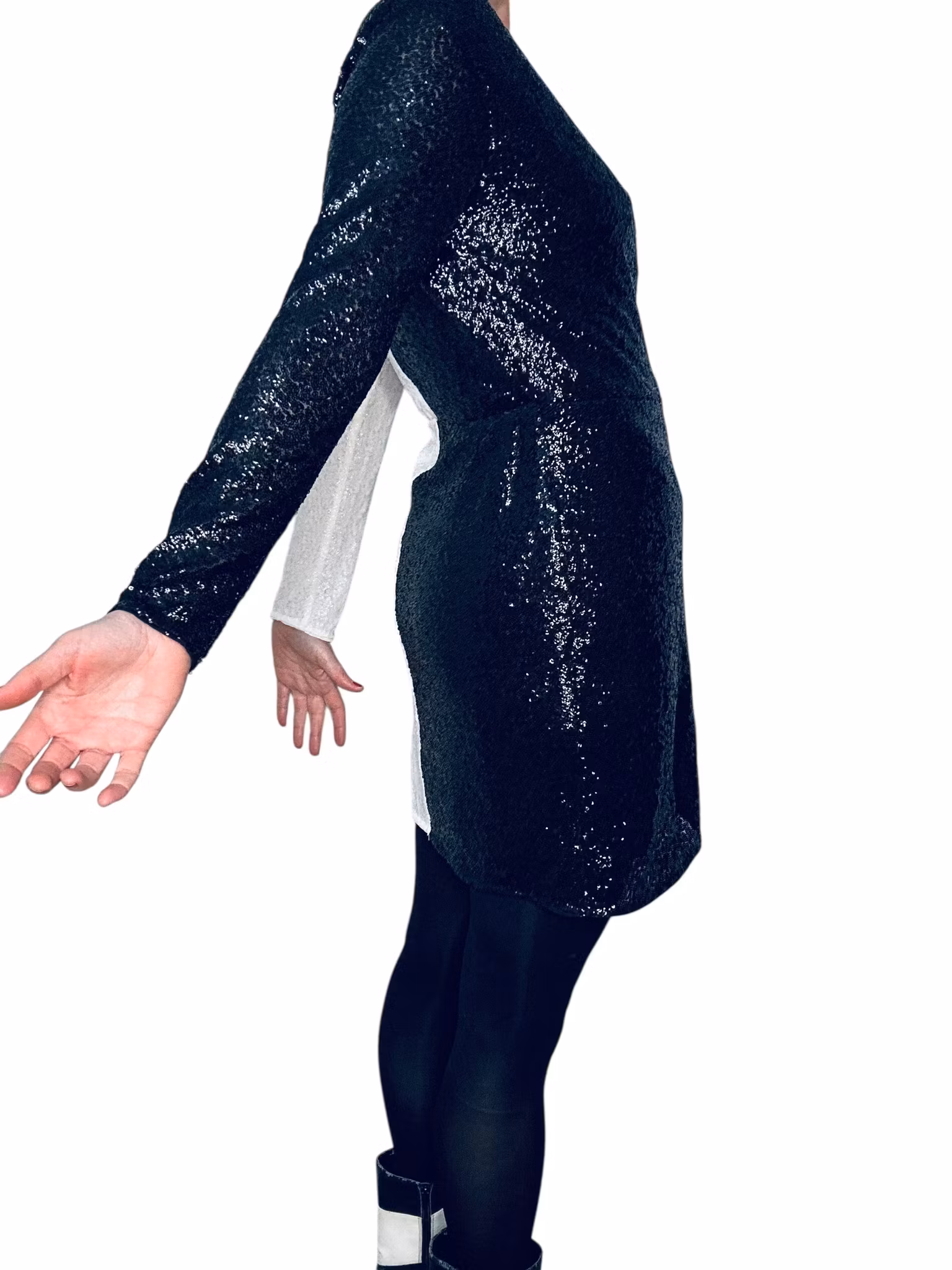 Svart-vit paljettklänning