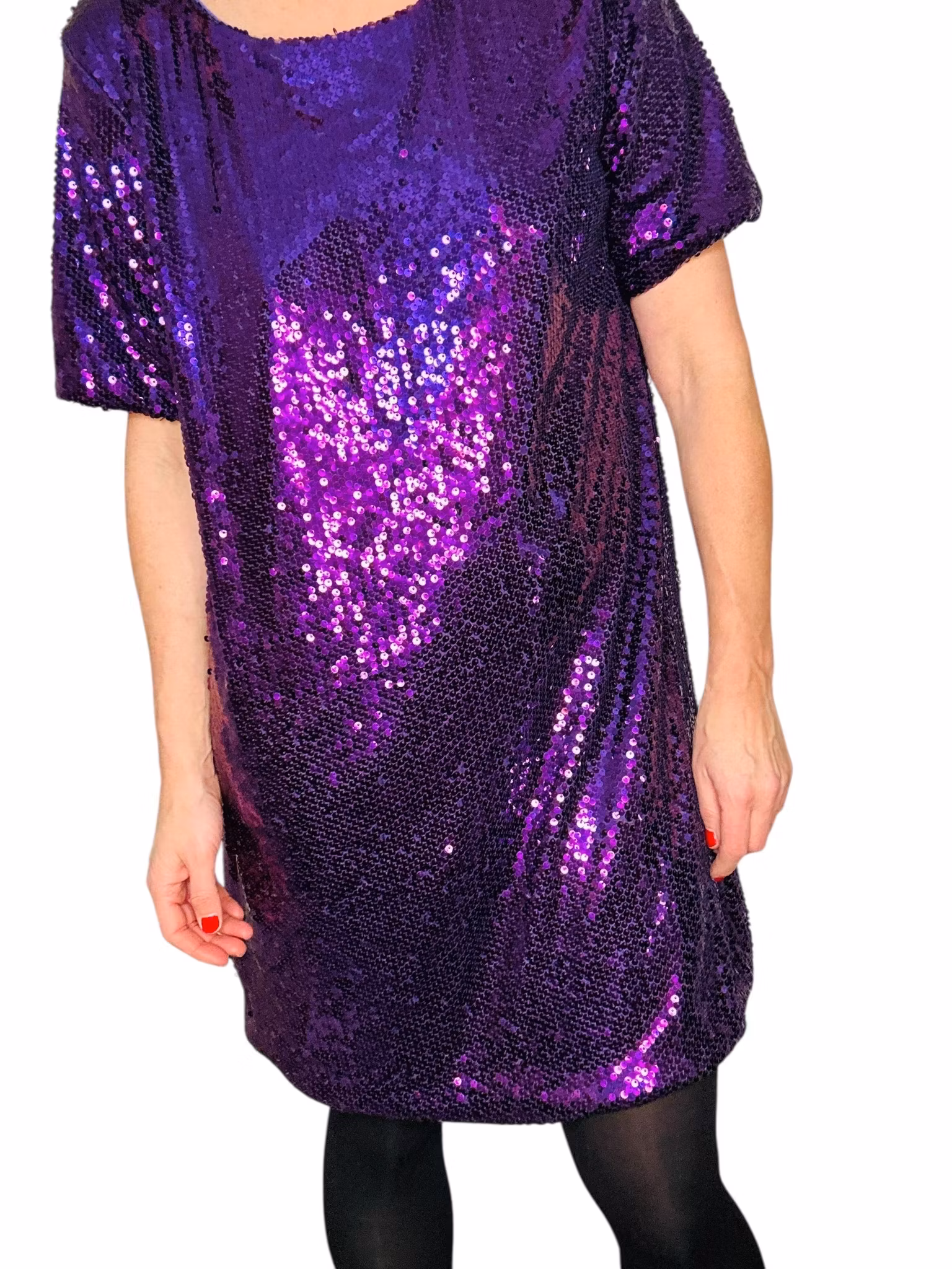 Lila paljettklänning