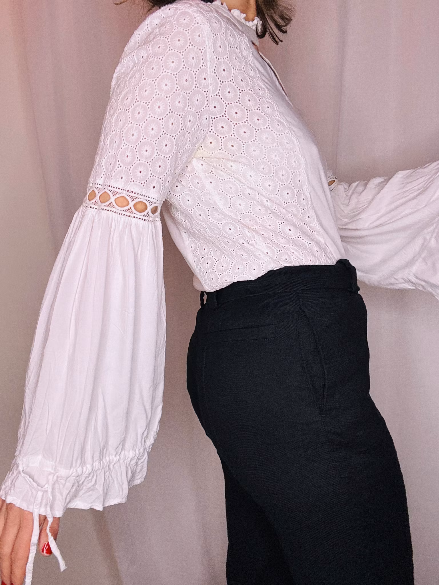 Bohemisk vit topp med stora ärmar