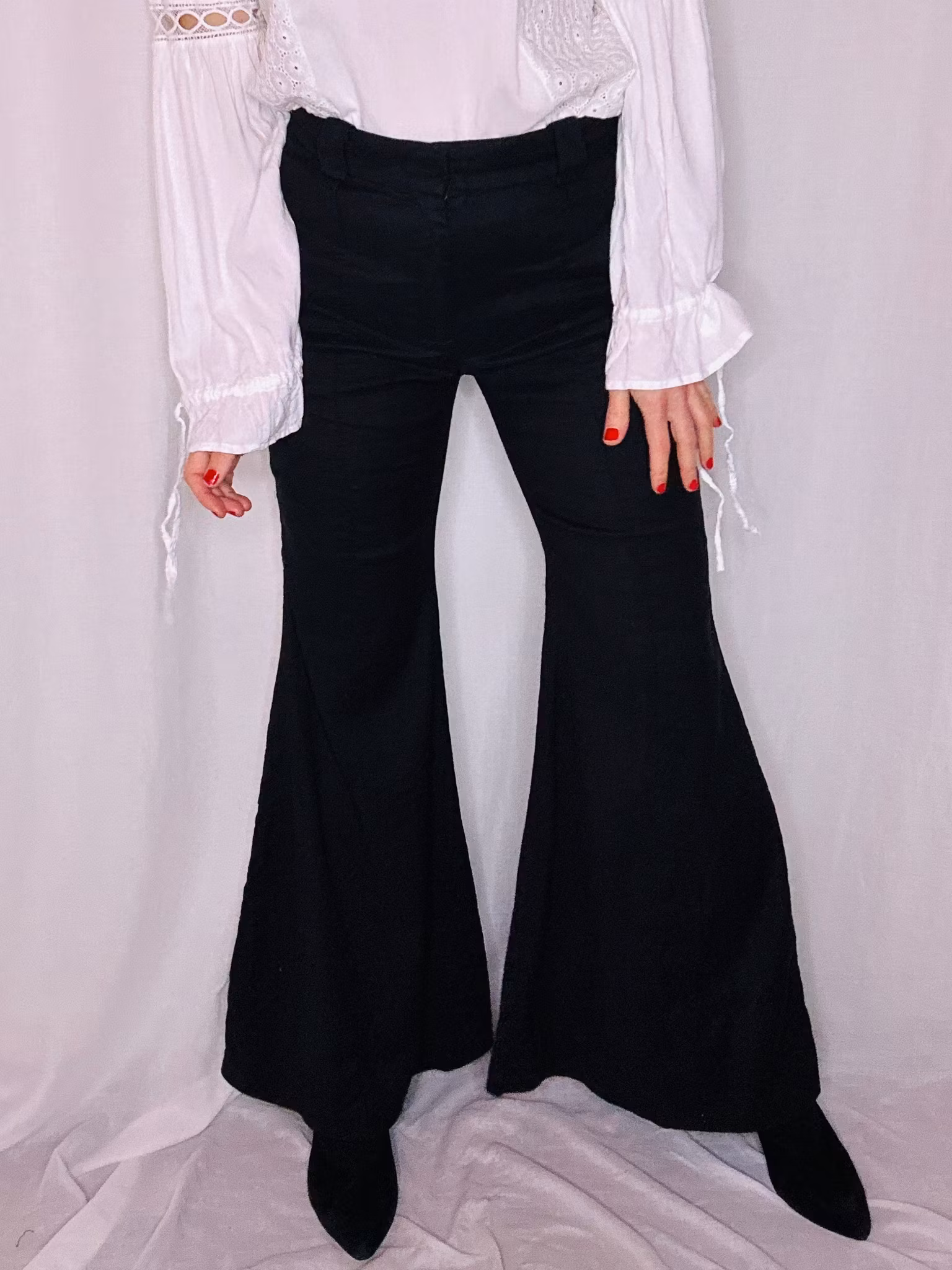 HM Studio utsvängda byxor