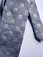 Sidenslips i silvergrått