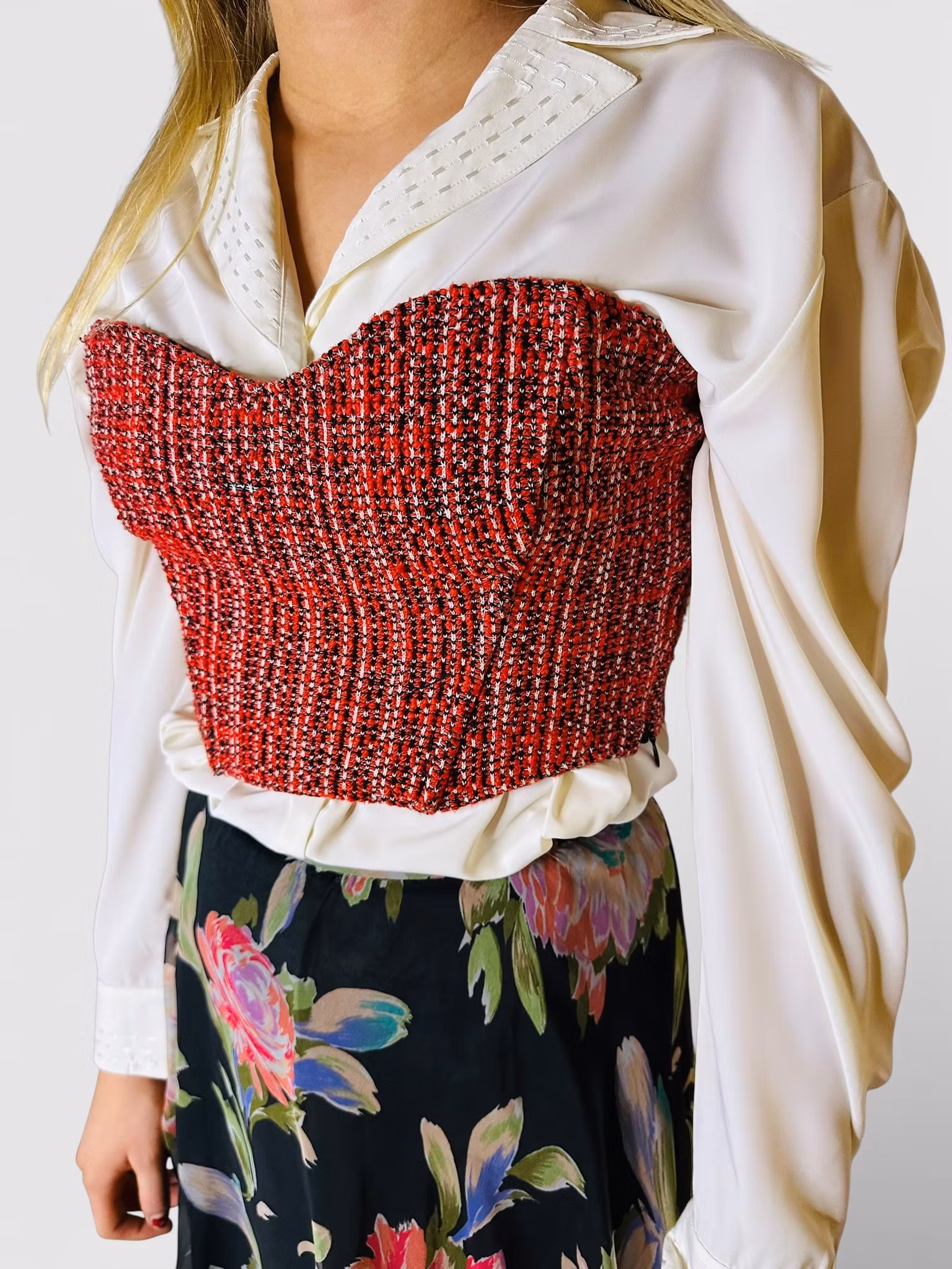 Bustier i röd tweed
