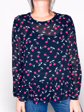 RODEBJER topp med körsbär