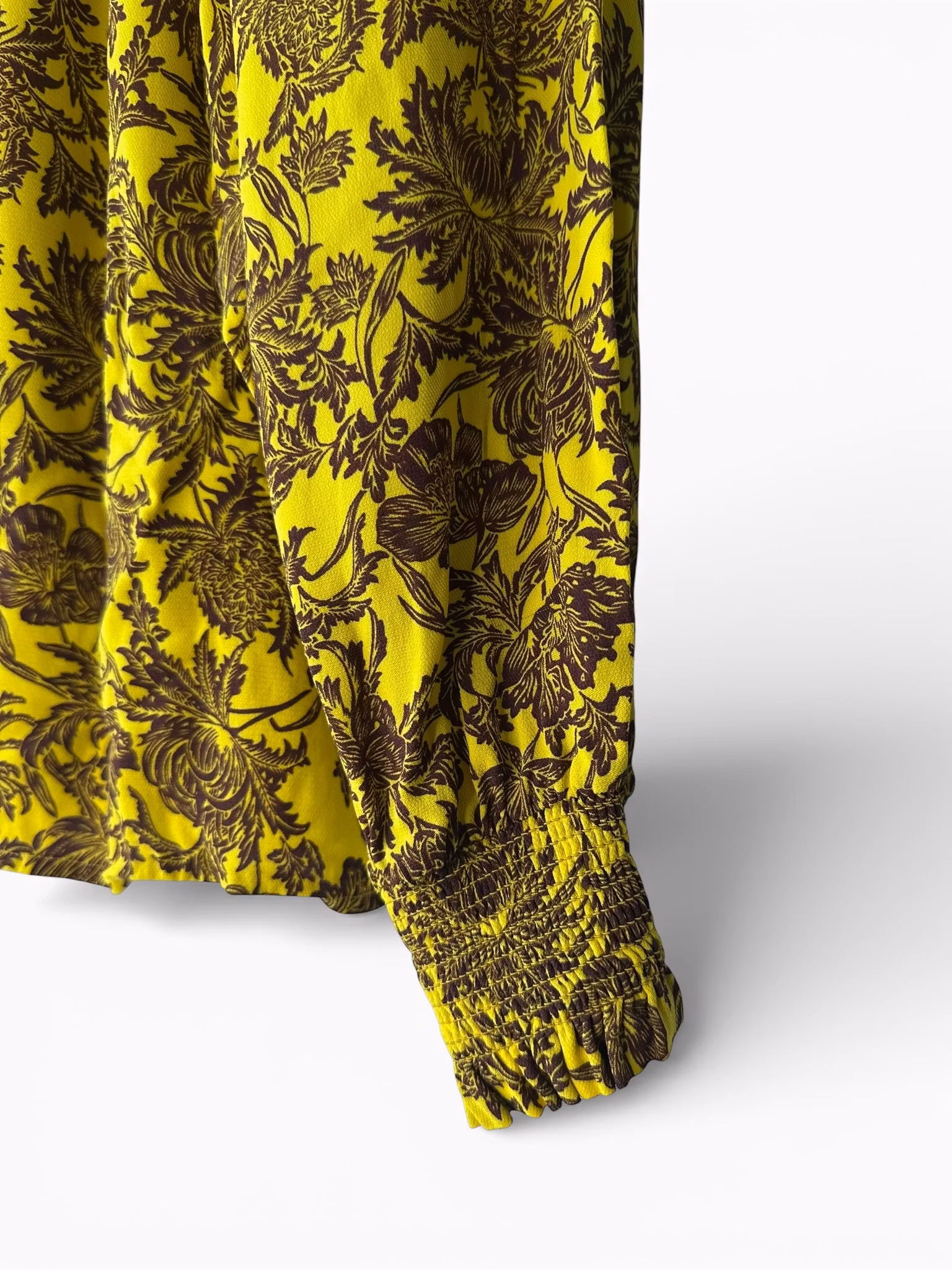 RODEBJER gul- och vinrödmönstrad blus