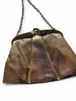 Vintage guldfärgad väska