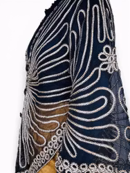 Transparent topp med broderier