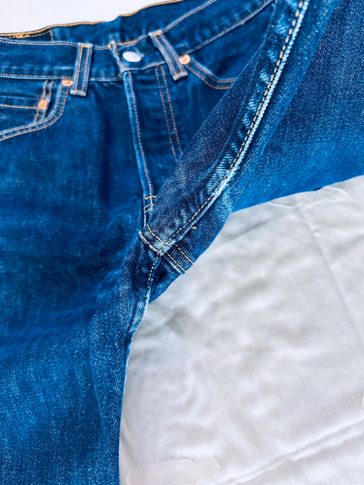 Levi’s 501 mörkblå 27/30