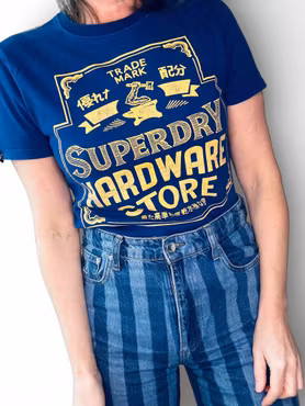 SUPERDRY tisha blå med gul text