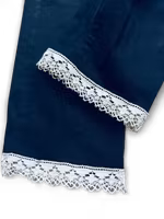 Remake: LEVI'S 501 svarta vintage 27" med  spets