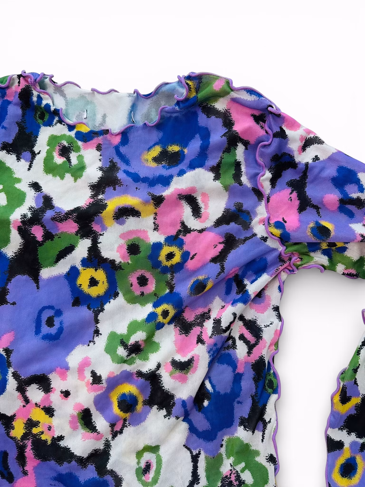 Meshtröja: lilablommig