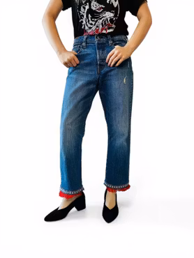 Remake: LEVI'S high rise straight 30" med röda fransar