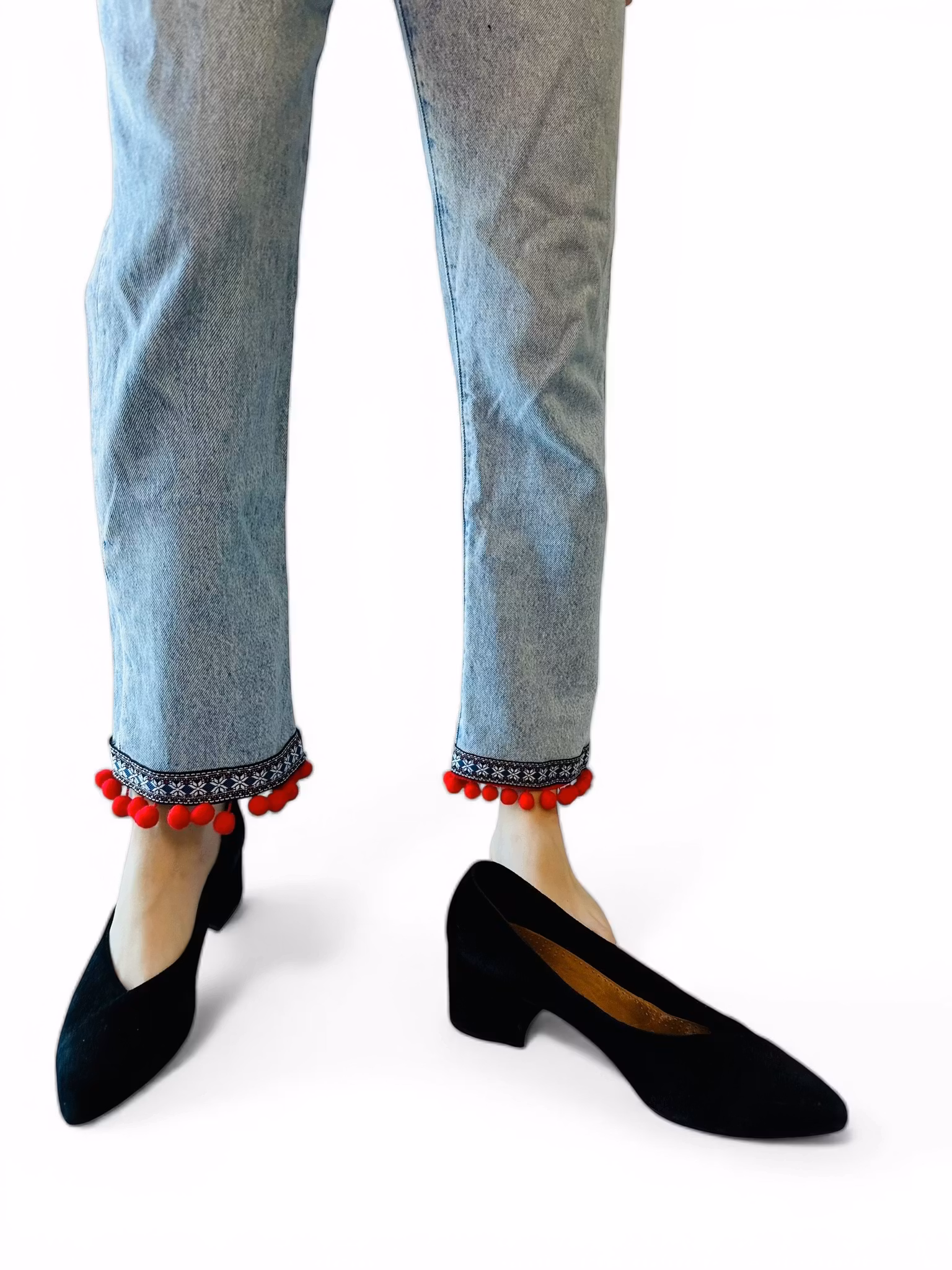 Remake: LEVI'S 501 ljusblå 26" med röd bollfrans