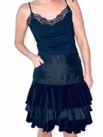 Volangkjol i siden och sammet