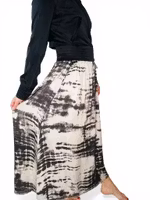 Kjol i sidenmix med tie-die