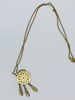 Halsband med drömfångare