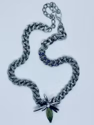 Tjock silverkedja med maffigt lås