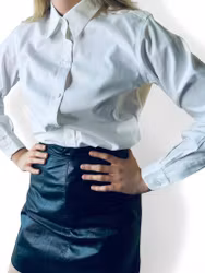 Vit krispig bomullsskjorta