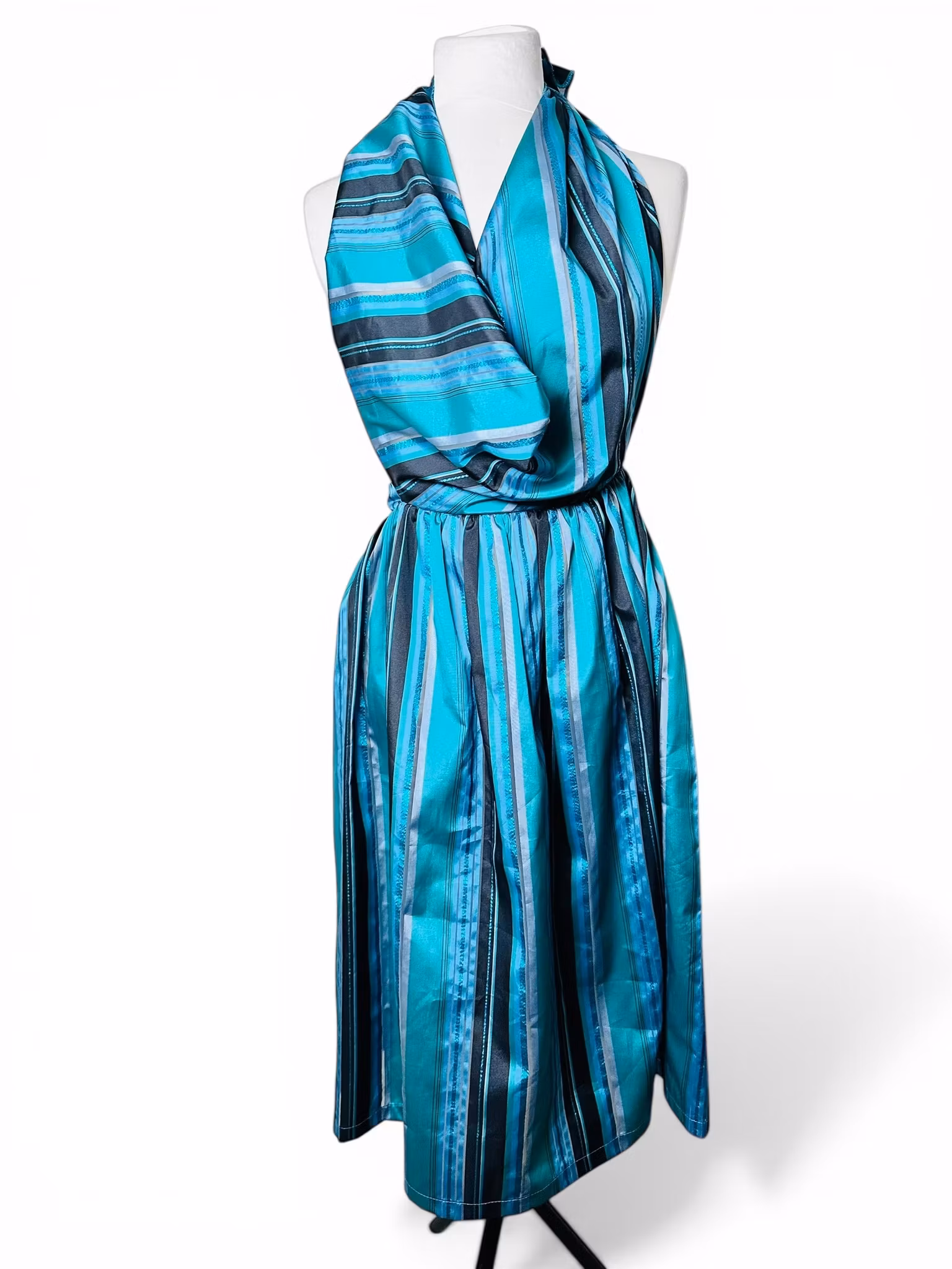 Vintage grönskimrande klänning