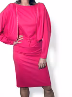 Vintage cerise klänning med strassdetaljer