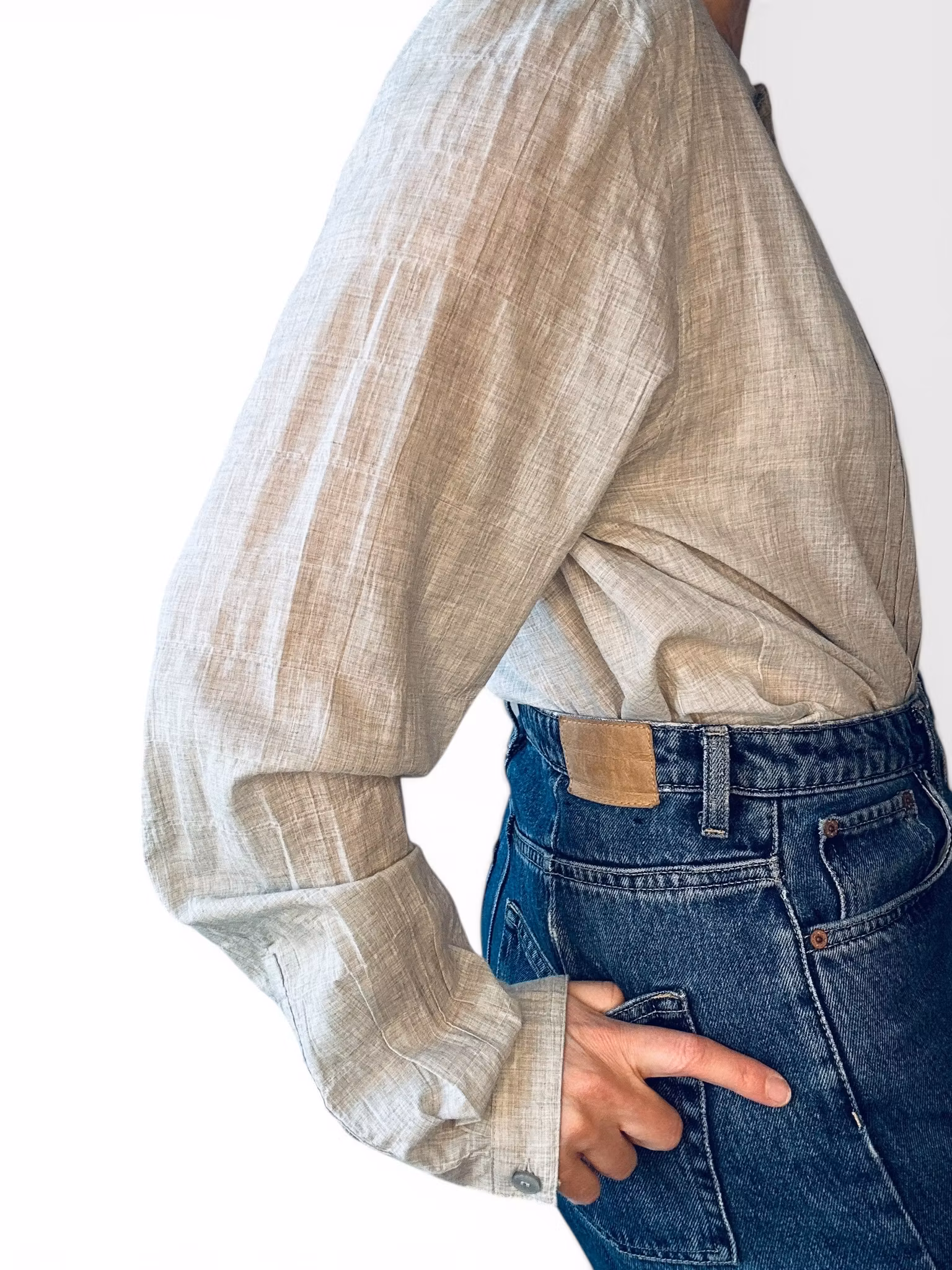 Gråmelerad skjorta med sotarkrage