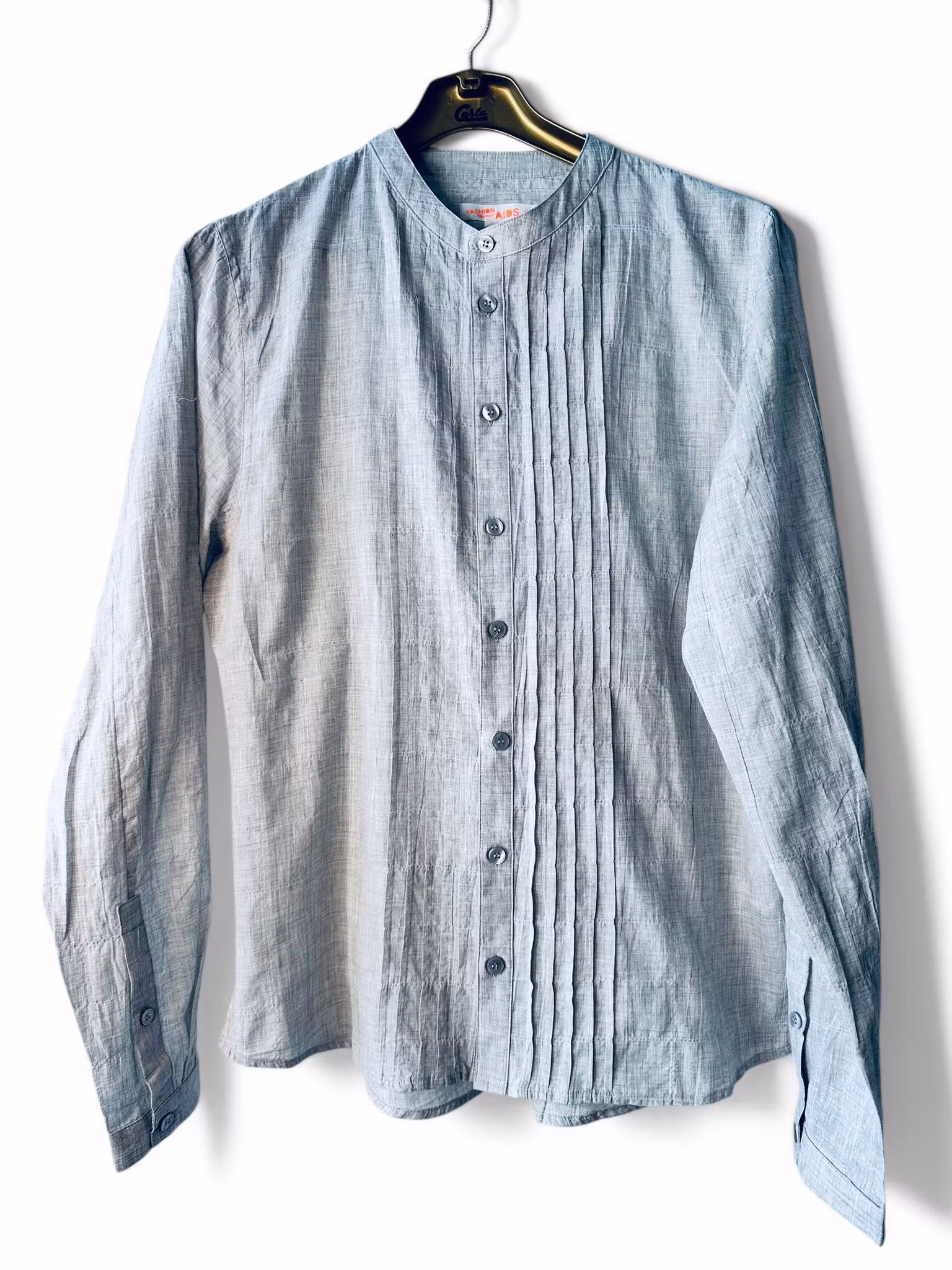 Gråmelerad skjorta med sotarkrage