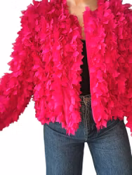 Fluffig statementjacka i rosa