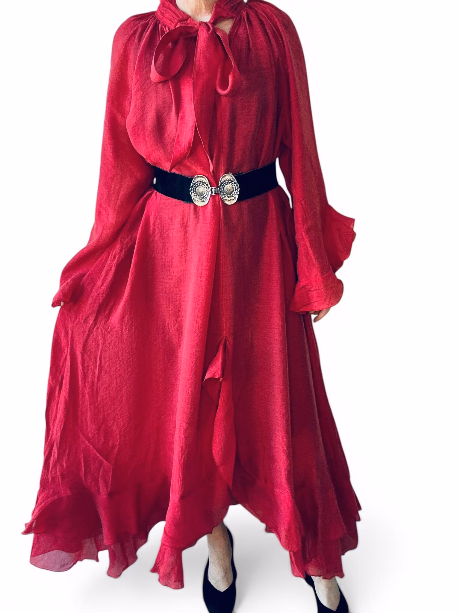 Maxiklänning med volanger