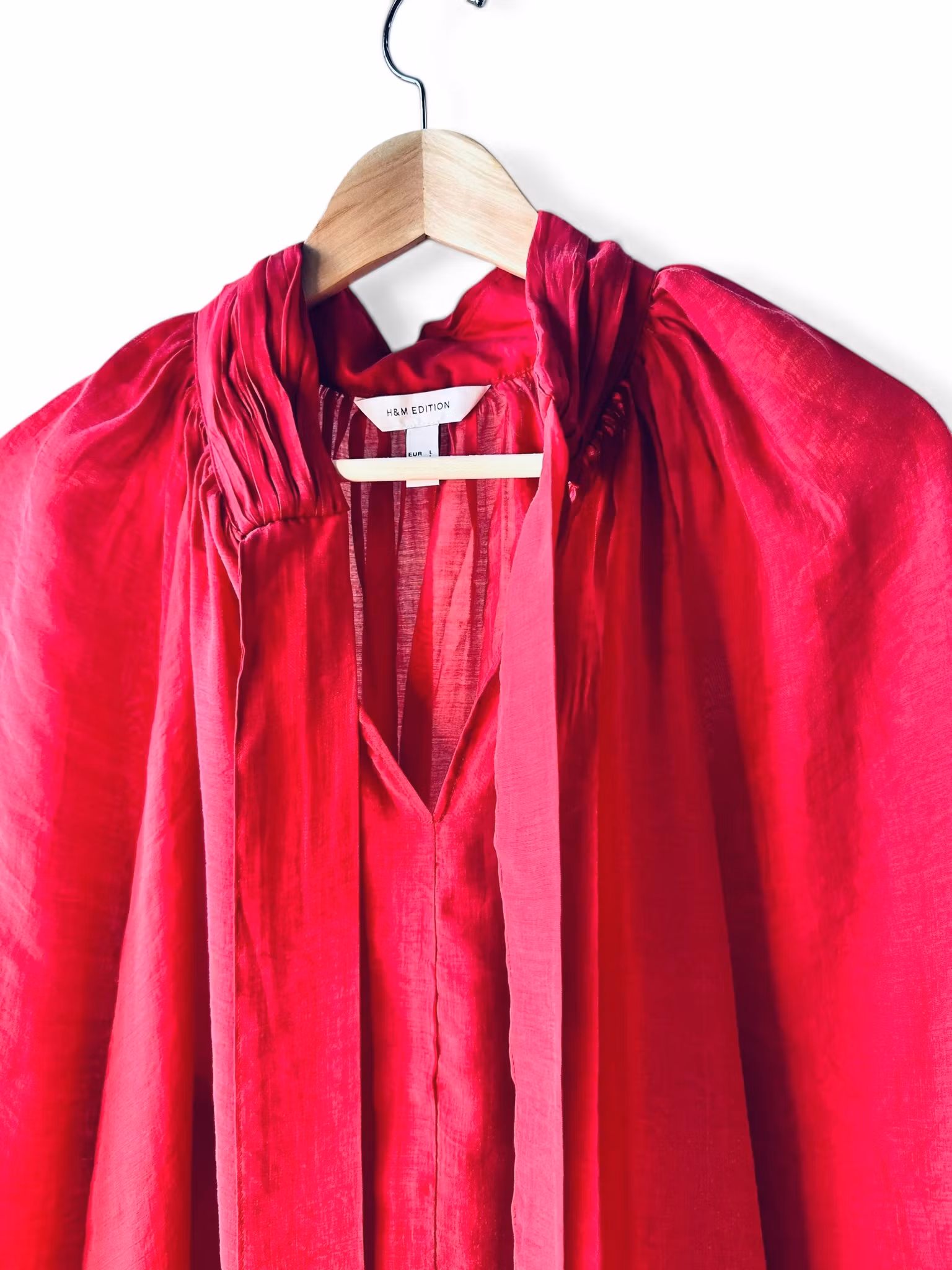 Maxiklänning med volanger