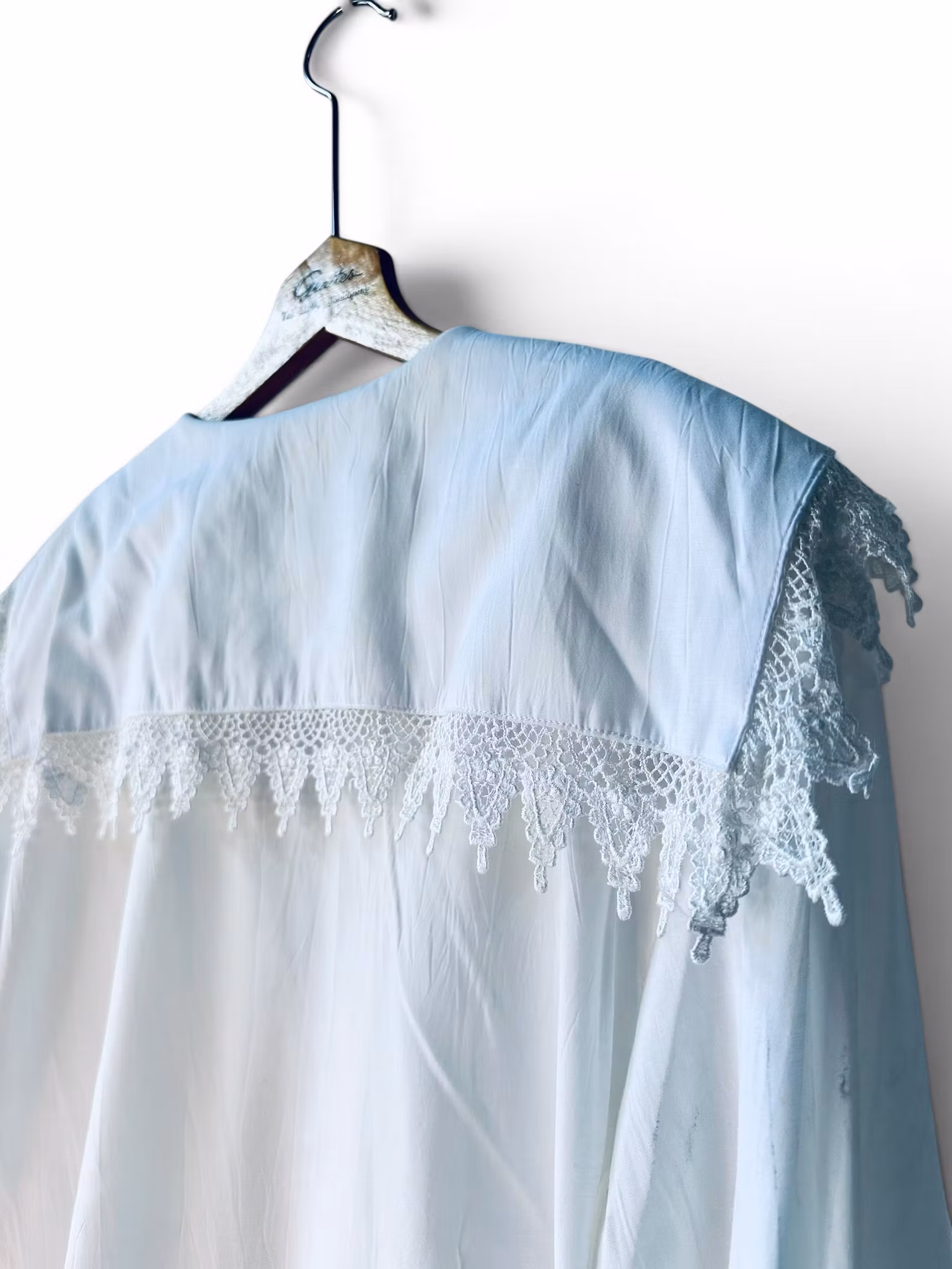 Vintage blus med spetskrage