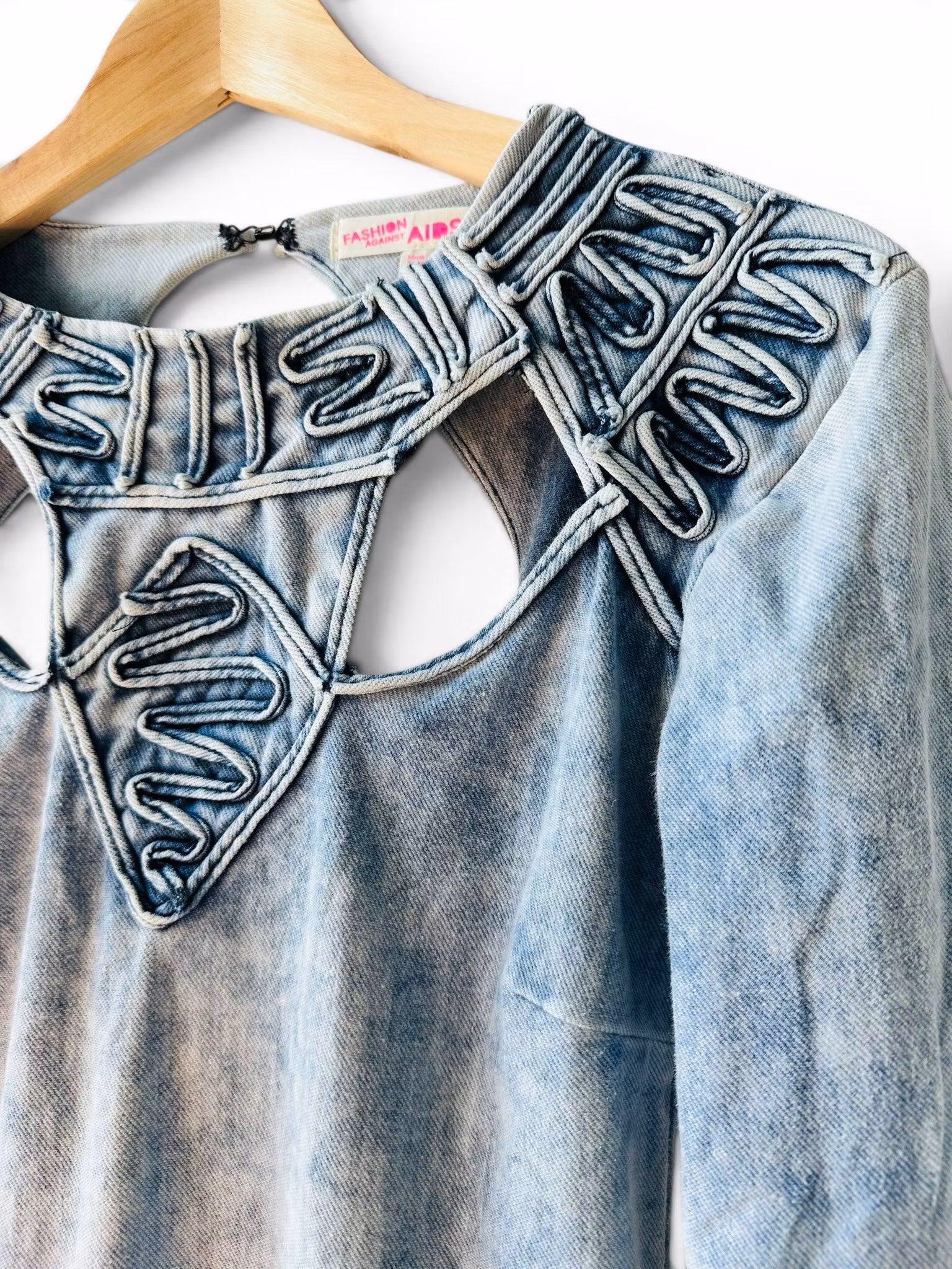 Statement denimklänning från H&M Fashion Against AIDS