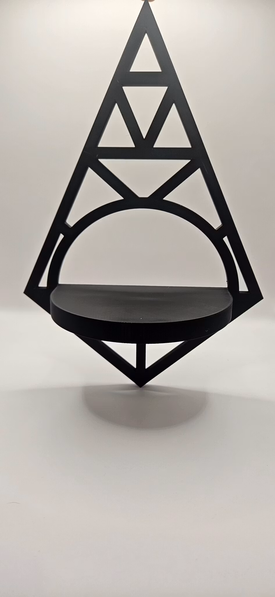 Väggdekoration / Hylla i geometrisk design
