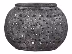 Ljuslykta med mönster i antik zink L