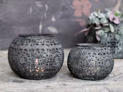 Ljuslykta med mönster i antik zink L