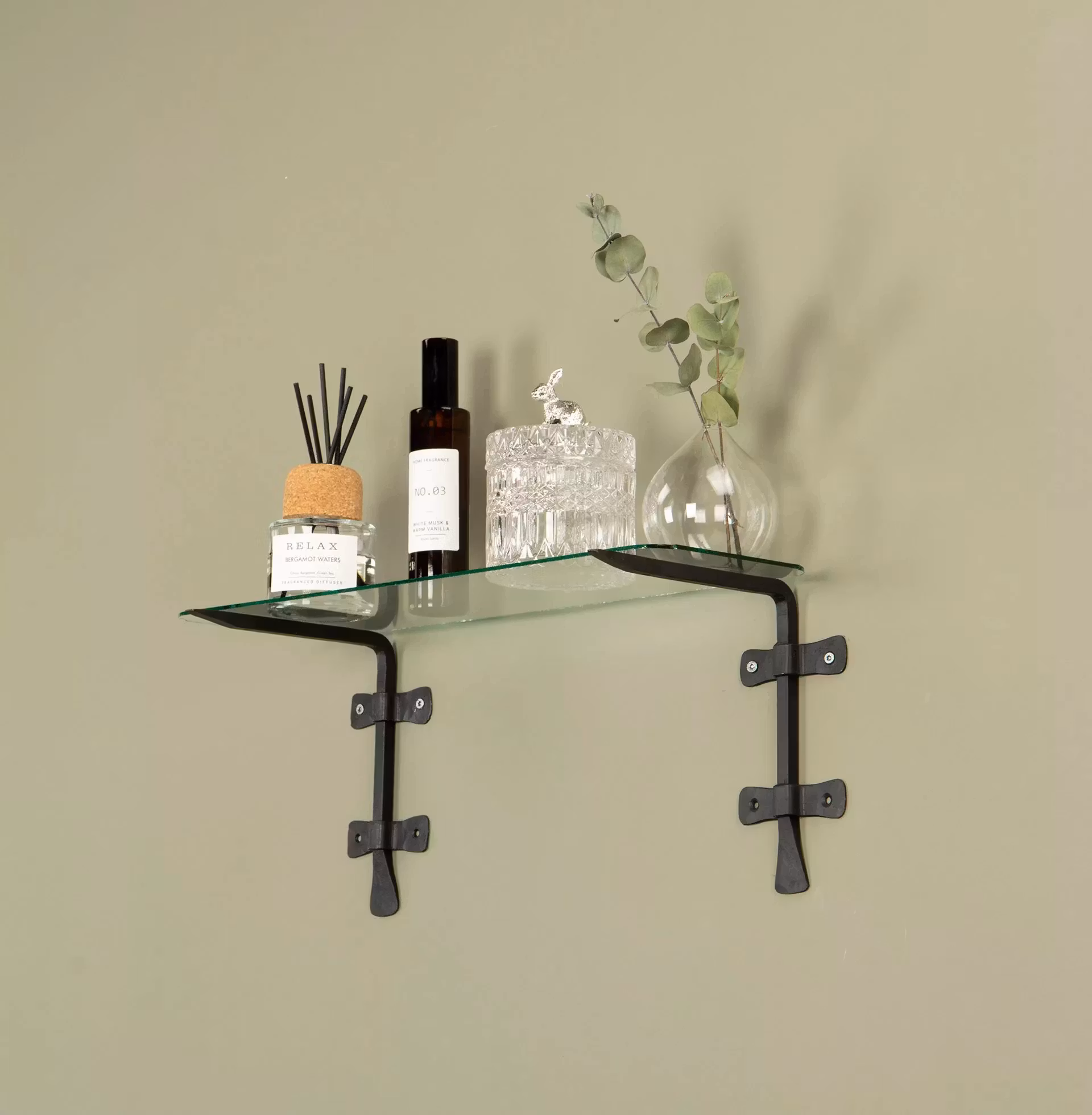 Konsol i svart metall