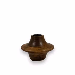 Ljusstake i vackert trä