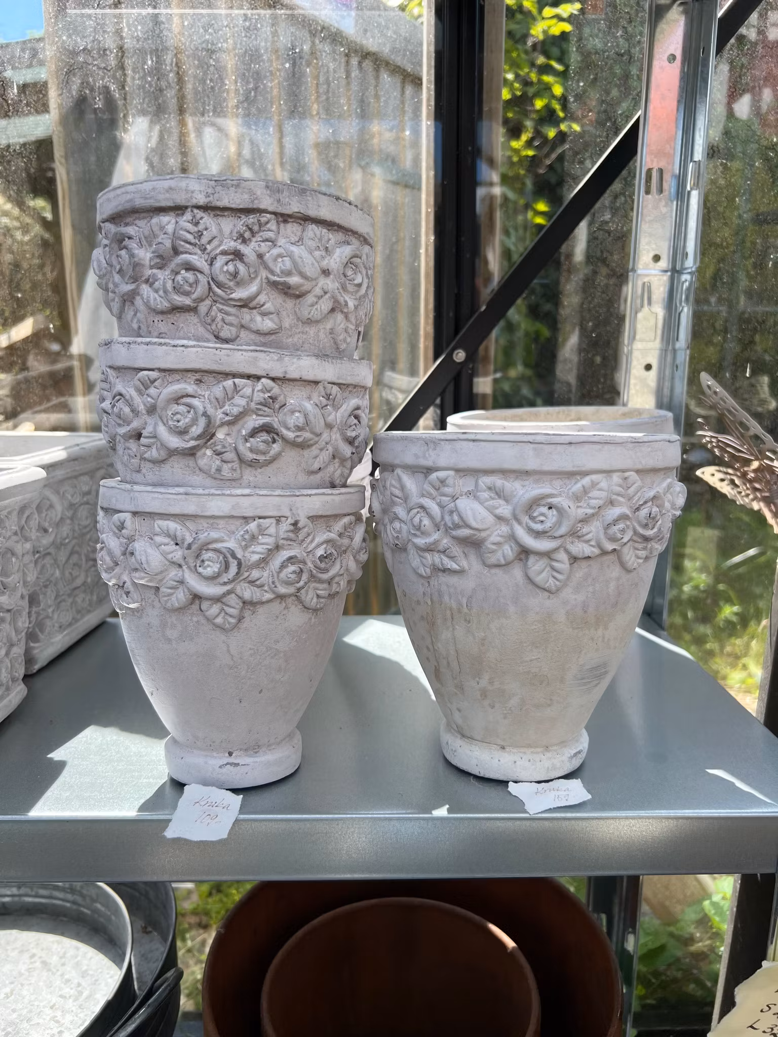 Rund Kruka med Roskant L